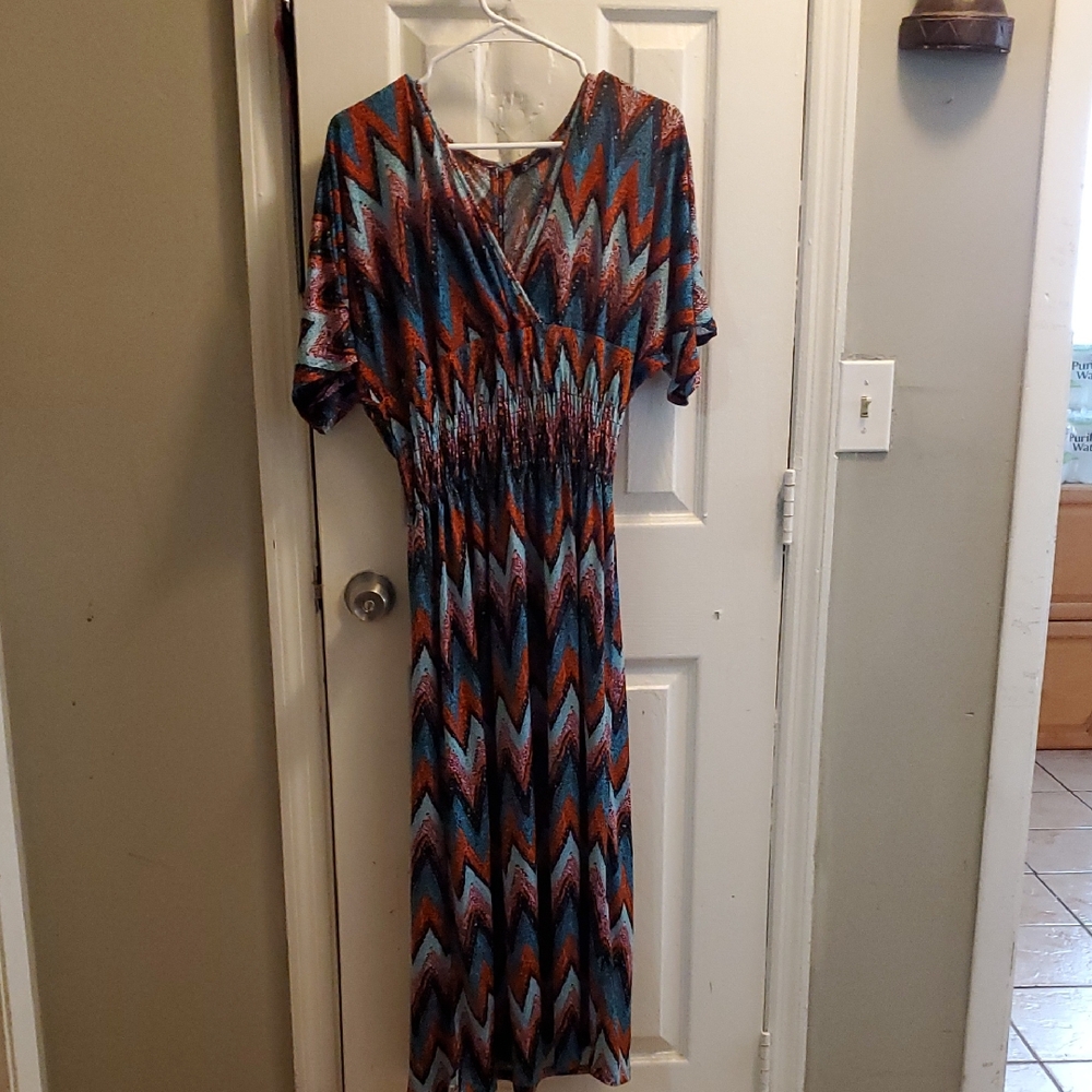 5th & Love Multicolor Chevron Midi Dress